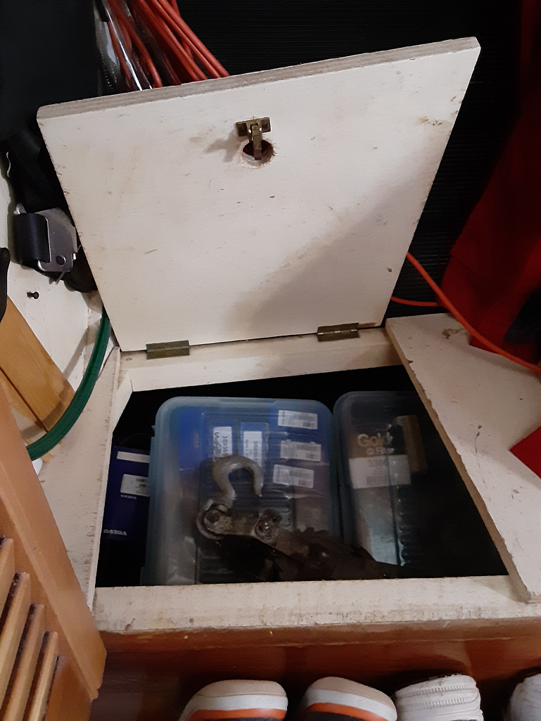 Locker Bin