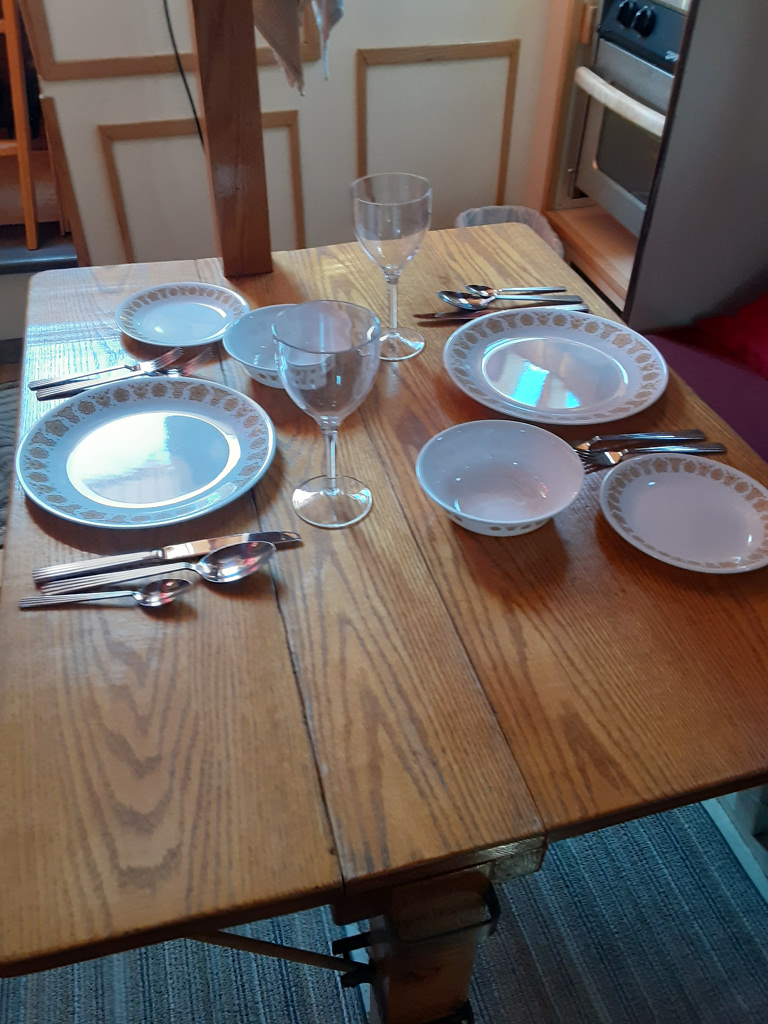 Table, MainCabin, Open Full